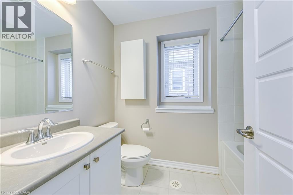 212 Ellen Davidson Drive, Oakville, Ontario  L6M 0V1 - Photo 36 - 40865988