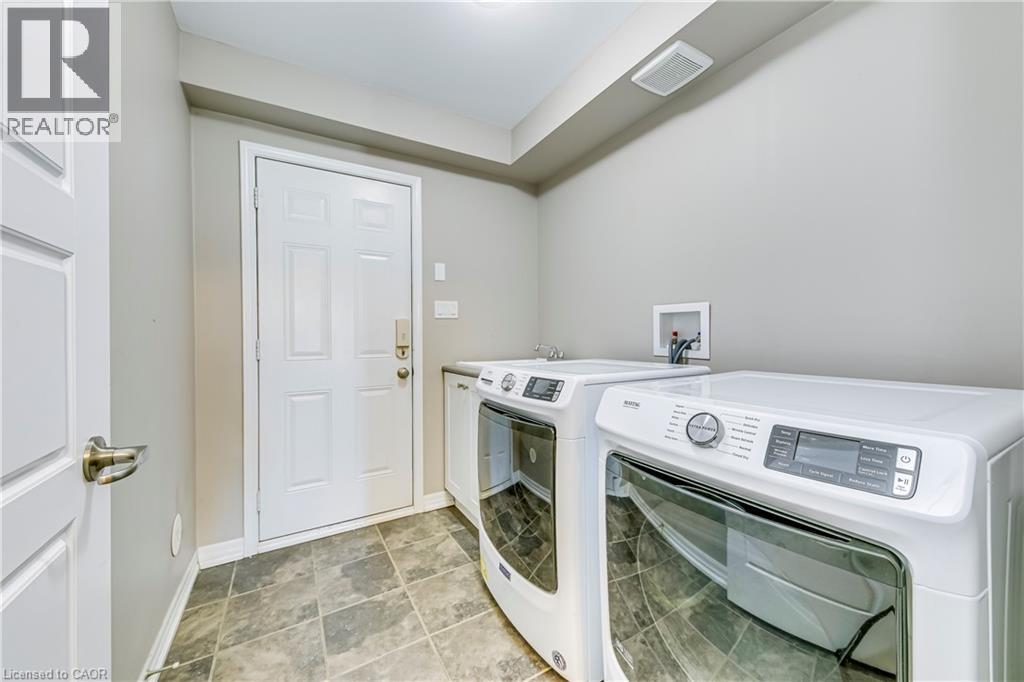 212 Ellen Davidson Drive, Oakville, Ontario  L6M 0V1 - Photo 8 - 40865988
