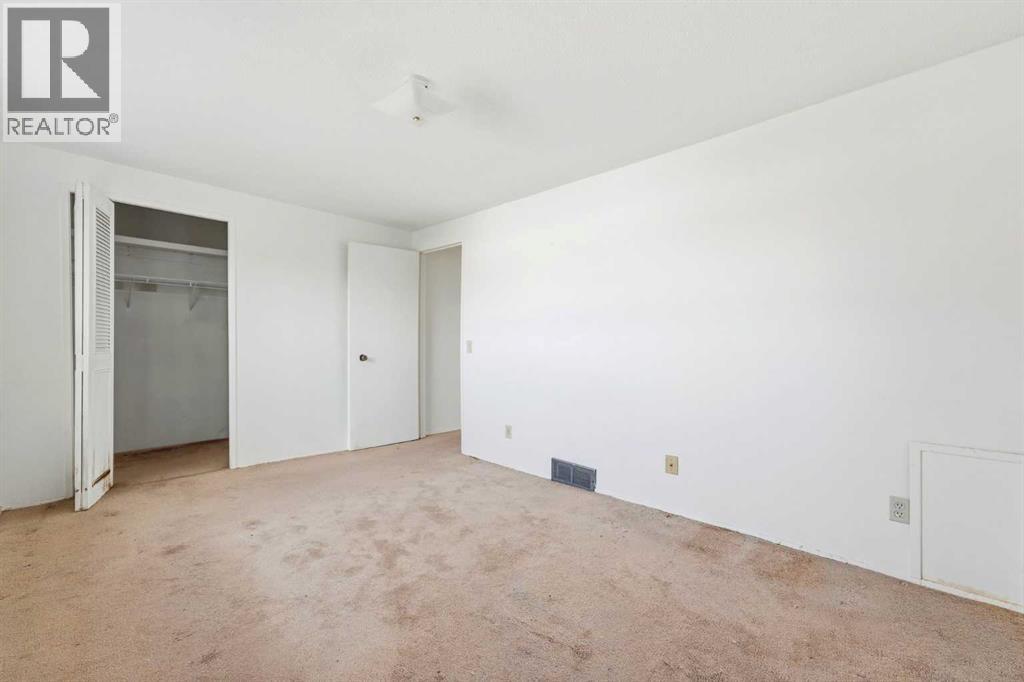 3012 Dover Crescent SE, Calgary, Alberta  T2B 1V2 - Photo 17 - A2345502