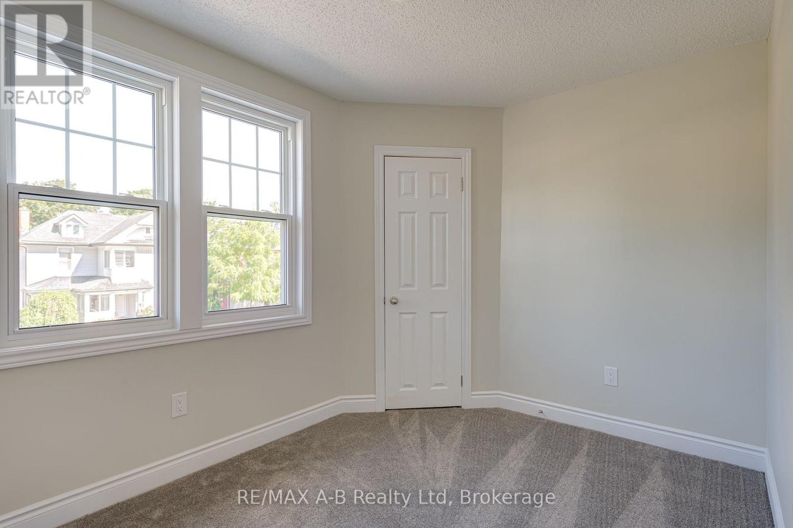 341 Ontario Street, Stratford, Ontario N5A 3H7 - Photo 23 - X13824092