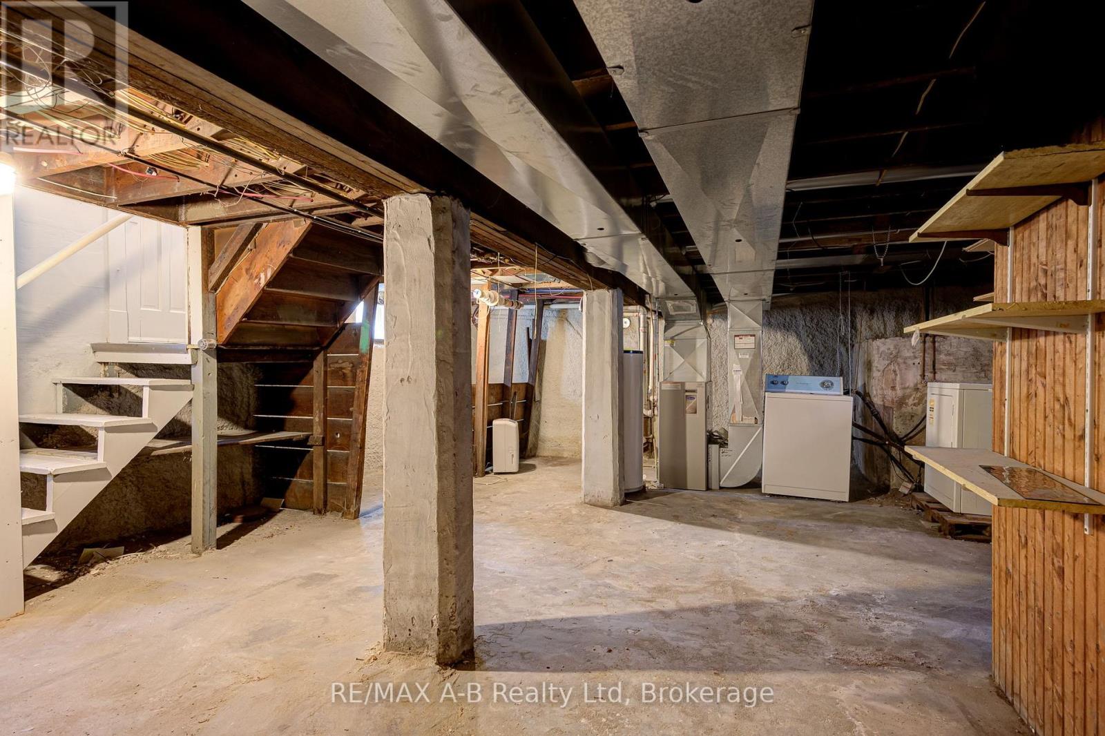 341 Ontario Street, Stratford, Ontario N5A 3H7 - Photo 35 - X13824092