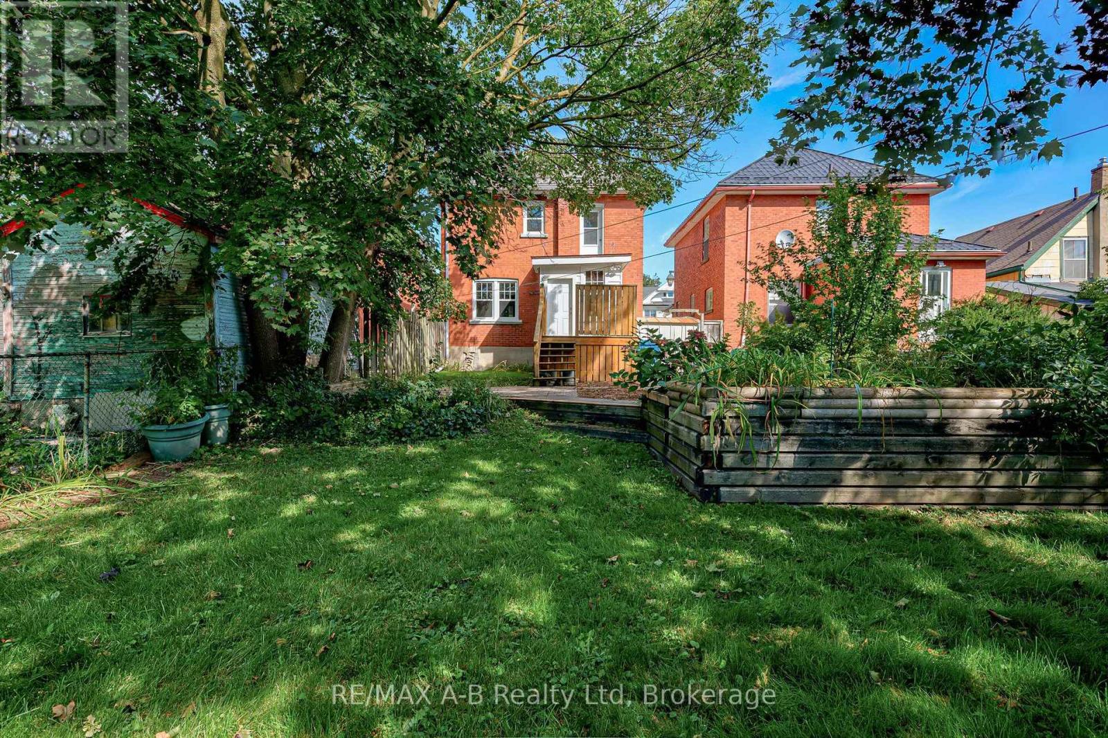 341 Ontario Street, Stratford, Ontario N5A 3H7 - Photo 39 - X13824092