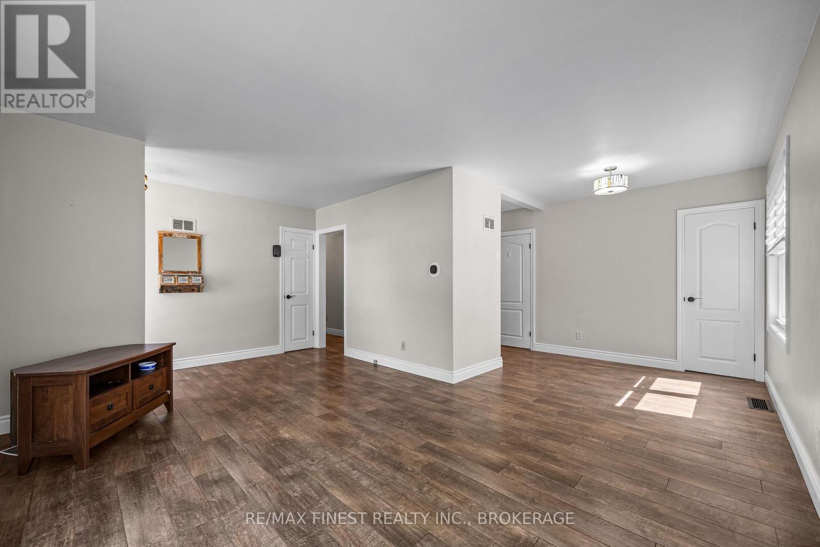 193 Hawthorne Avenue, Kingston, Ontario K7M 1Z2 - Photo 7 - X13823850