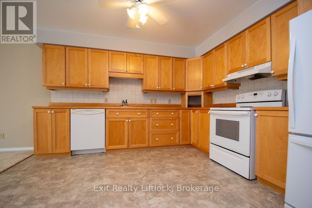 202 C - 1099 Clonsilla Avenue, Peterborough, Ontario  K9J 8L8 - Photo 10 - X13823988