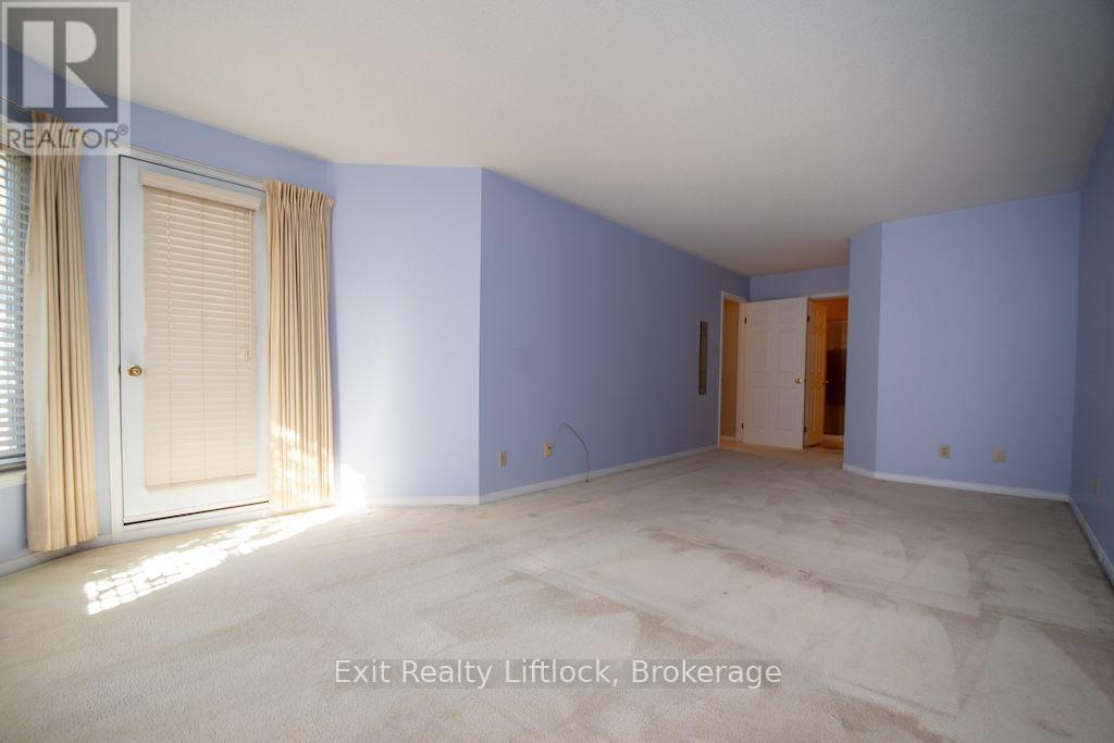 202 C - 1099 Clonsilla Avenue, Peterborough, Ontario  K9J 8L8 - Photo 13 - X13823988