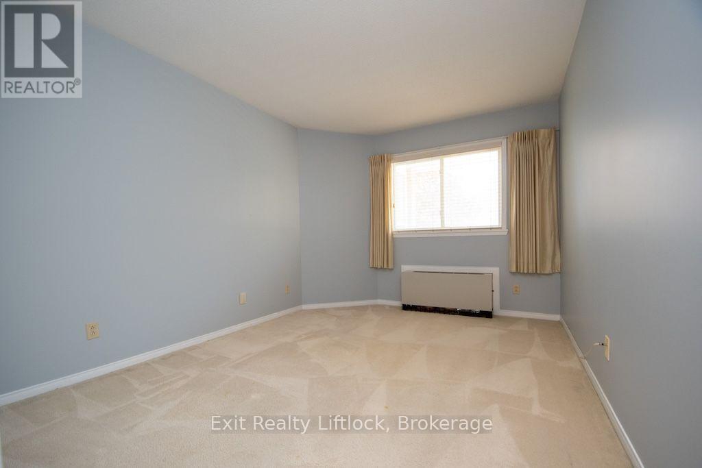 202 C - 1099 Clonsilla Avenue, Peterborough, Ontario  K9J 8L8 - Photo 17 - X13823988