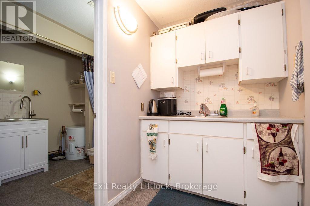 202 C - 1099 Clonsilla Avenue, Peterborough, Ontario  K9J 8L8 - Photo 21 - X13823988