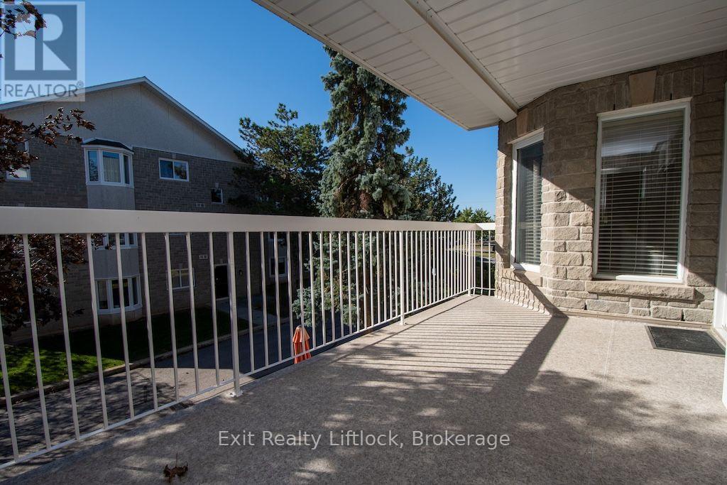 202 C - 1099 Clonsilla Avenue, Peterborough, Ontario  K9J 8L8 - Photo 28 - X13823988