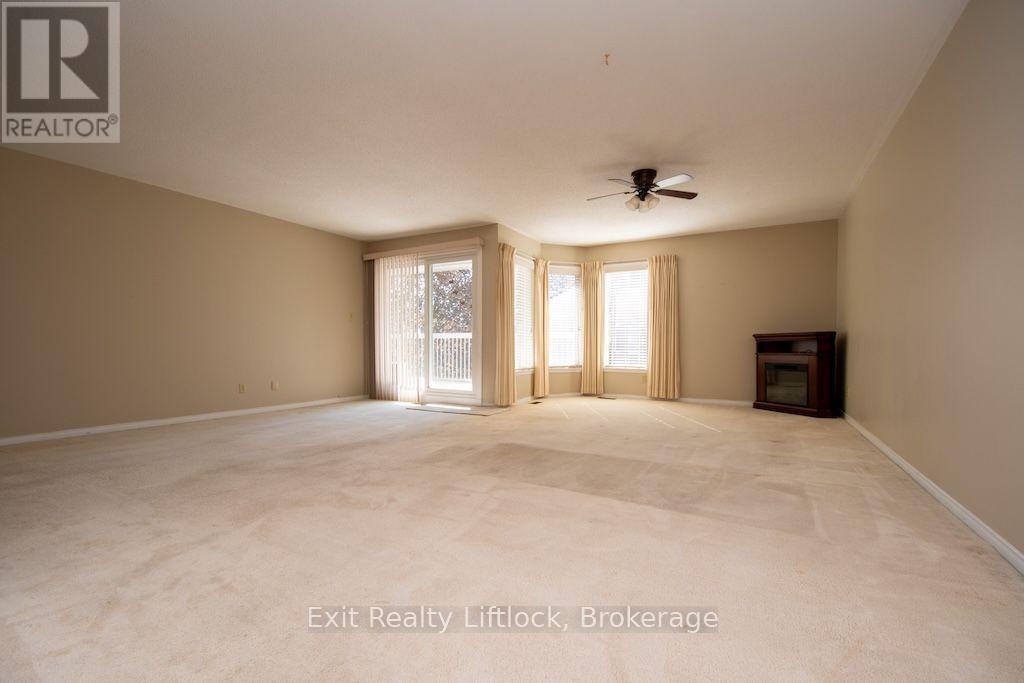 202 C - 1099 Clonsilla Avenue, Peterborough, Ontario  K9J 8L8 - Photo 7 - X13823988