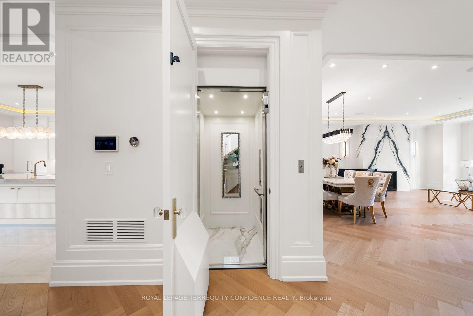 8 Canary Crescent, Toronto, Ontario  M2K 1Z1 - Photo 5 - C13823792