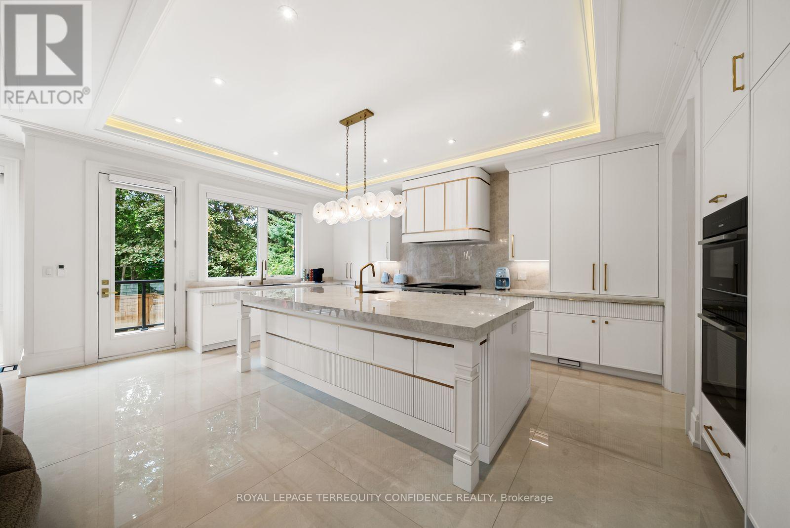 8 Canary Crescent, Toronto, Ontario  M2K 1Z1 - Photo 8 - C13823792
