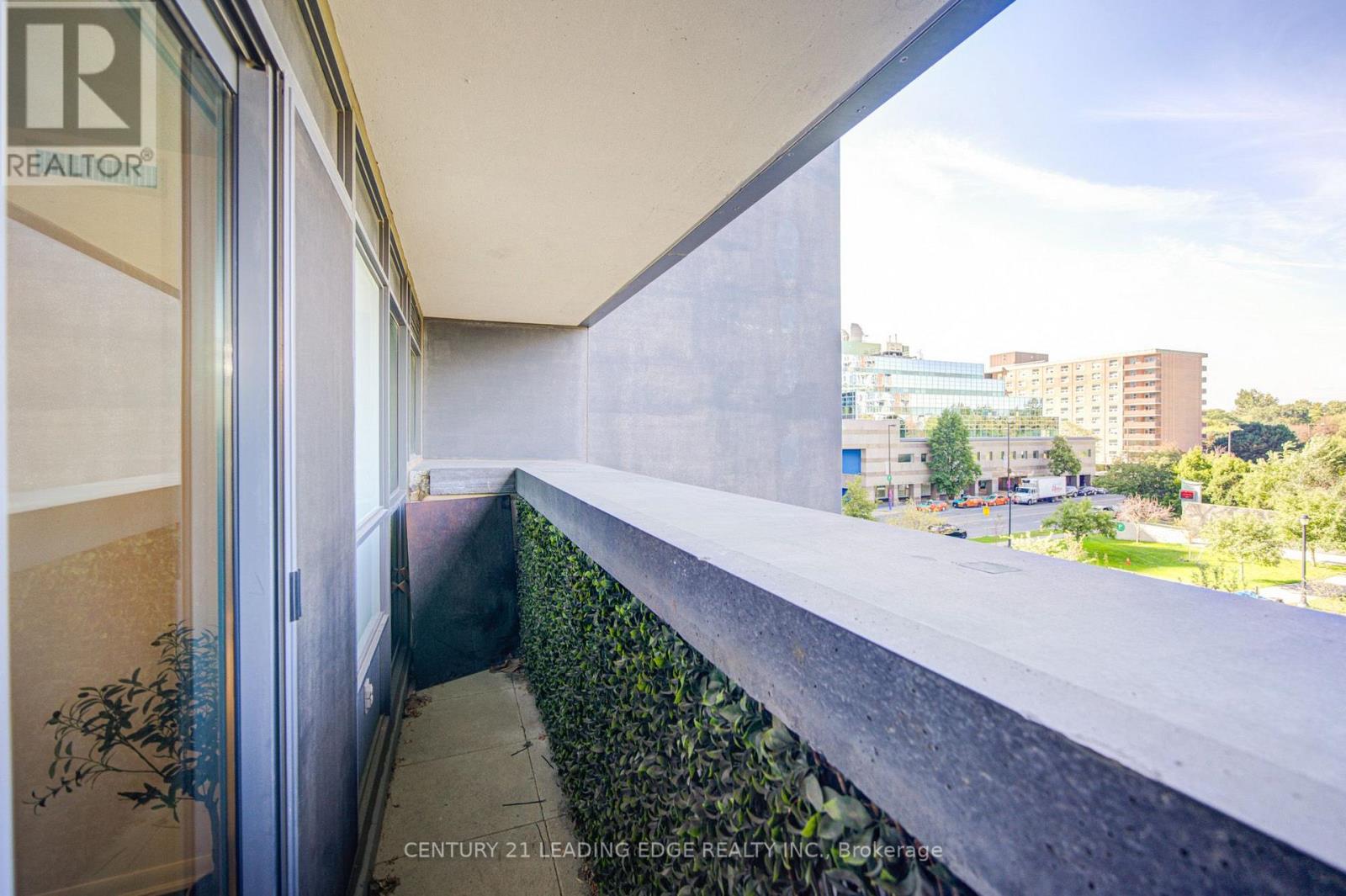 102 - 5162 Yonge Street, Toronto, Ontario  M2N 0E9 - Photo 37 - C13823824