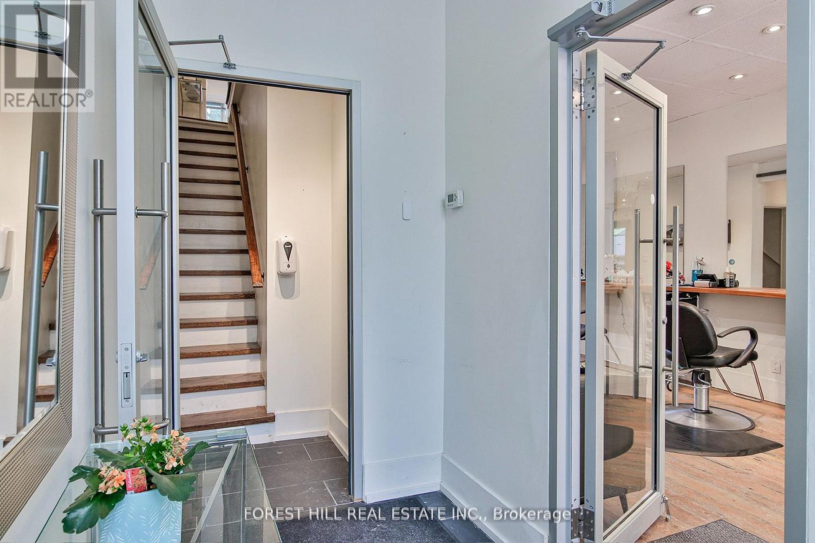 76 Scollard Street, Toronto, Ontario  M5R 1G2 - Photo 3 - C13824056