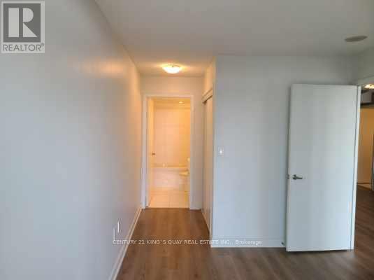 2706 - 25 Capreol Court, Toronto, Ontario  M5V 3Z7 - Photo 11 - C13824102