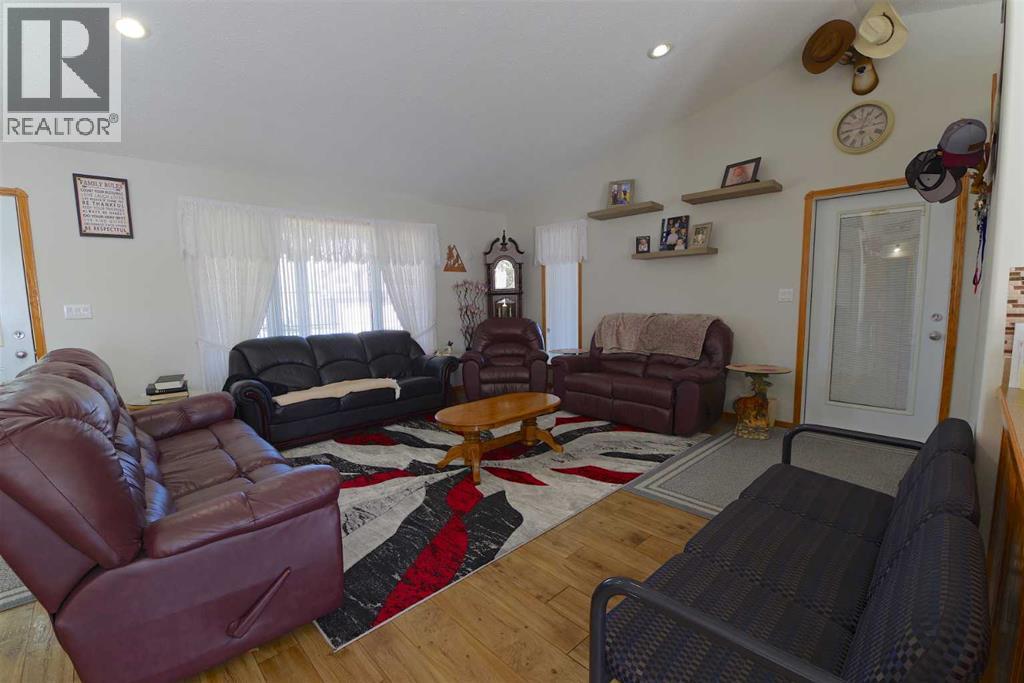 614 3 Street N, Grassy Lake, Alberta  T0K 0Z0 - Photo 5 - A2347218