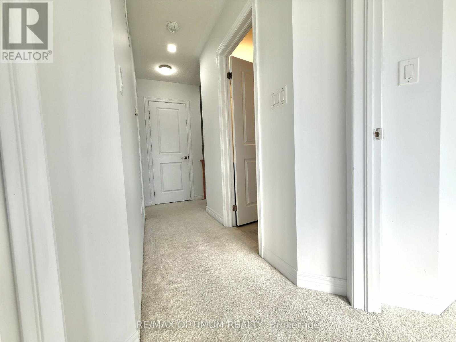 2004 Cameron Lott Crescent, Oshawa, Ontario  L1L 0S1 - Photo 33 - E13823740