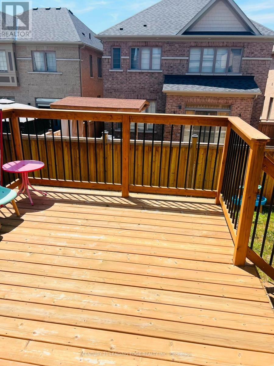 28 Vickery Street, Whitby, Ontario  L1P 0L2 - Photo 30 - E13824042