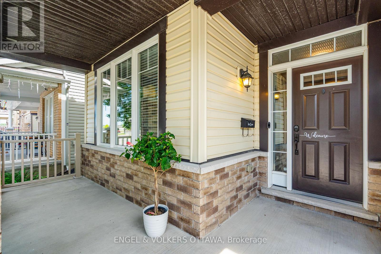 520 Brigatine Avenue, Ottawa, Ontario K2S 0P9 - Photo 2 - X13823890