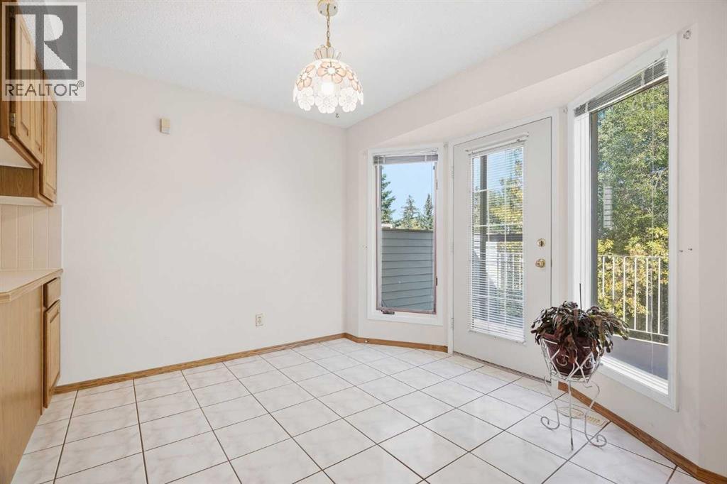 109 Shawnee Rise SW, Calgary, Alberta T2Y 2S1 - Photo 15 - A2346812