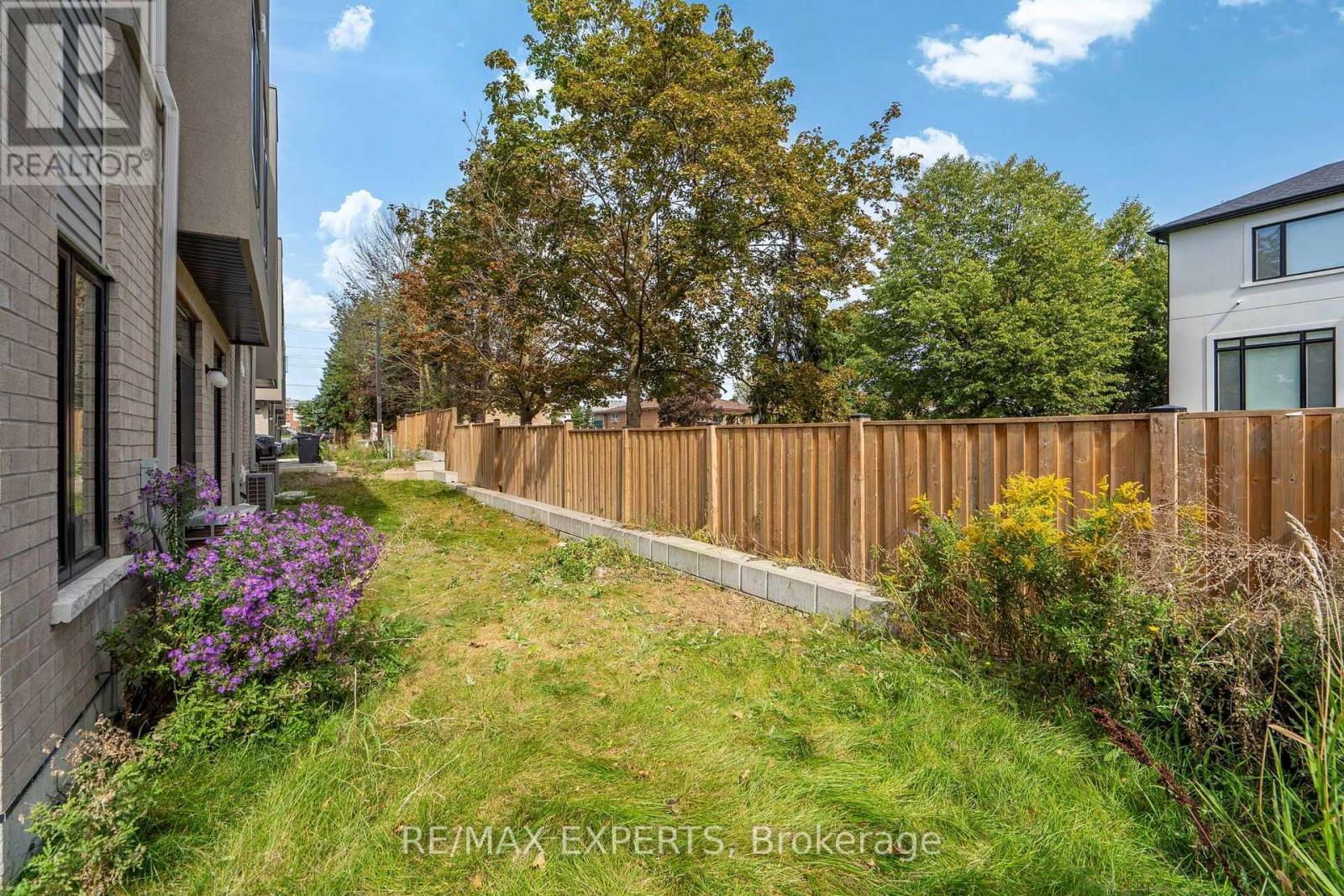 23 Carl Hill Lane, Richmond Hill, Ontario  L4C 7A6 - Photo 45 - N13823816