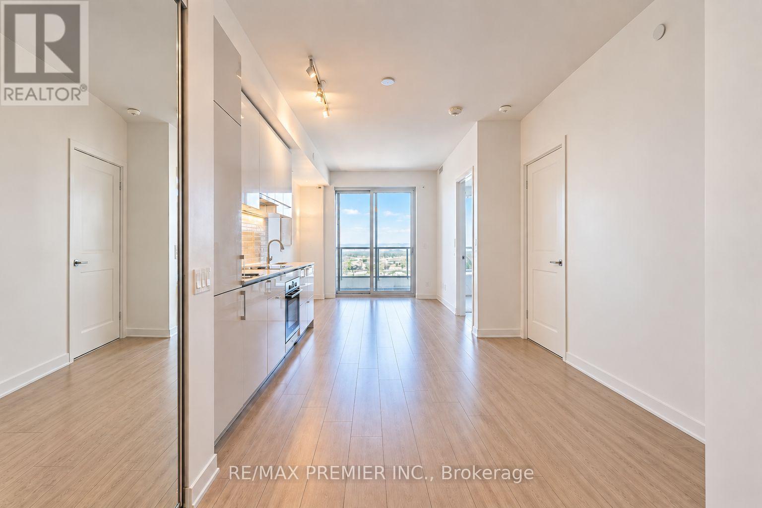5901 - 950 Portage Parkway, Vaughan, Ontario  L4K 0J7 - Photo 4 - N13823828