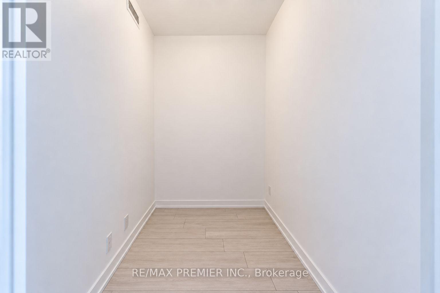 5901 - 950 Portage Parkway, Vaughan, Ontario  L4K 0J7 - Photo 9 - N13823828
