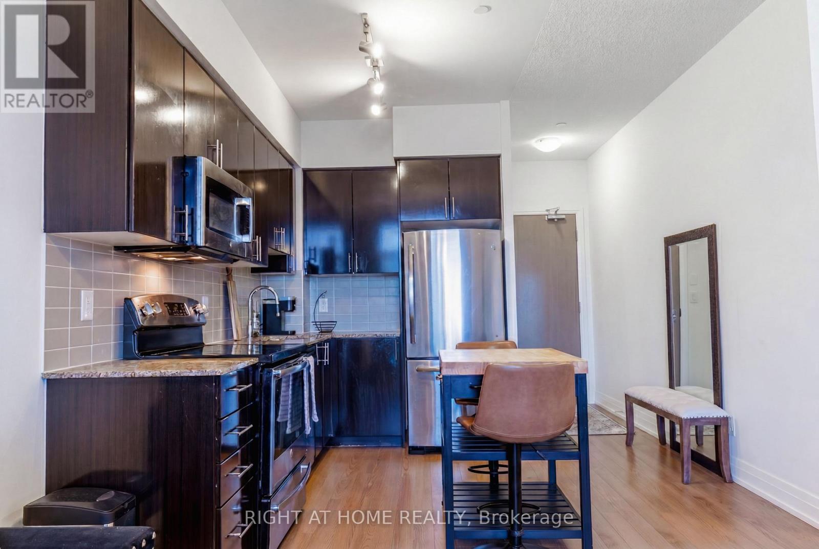 815 - 7167 Yonge Street, Markham, Ontario  L3T 0C9 - Photo 6 - N13823874