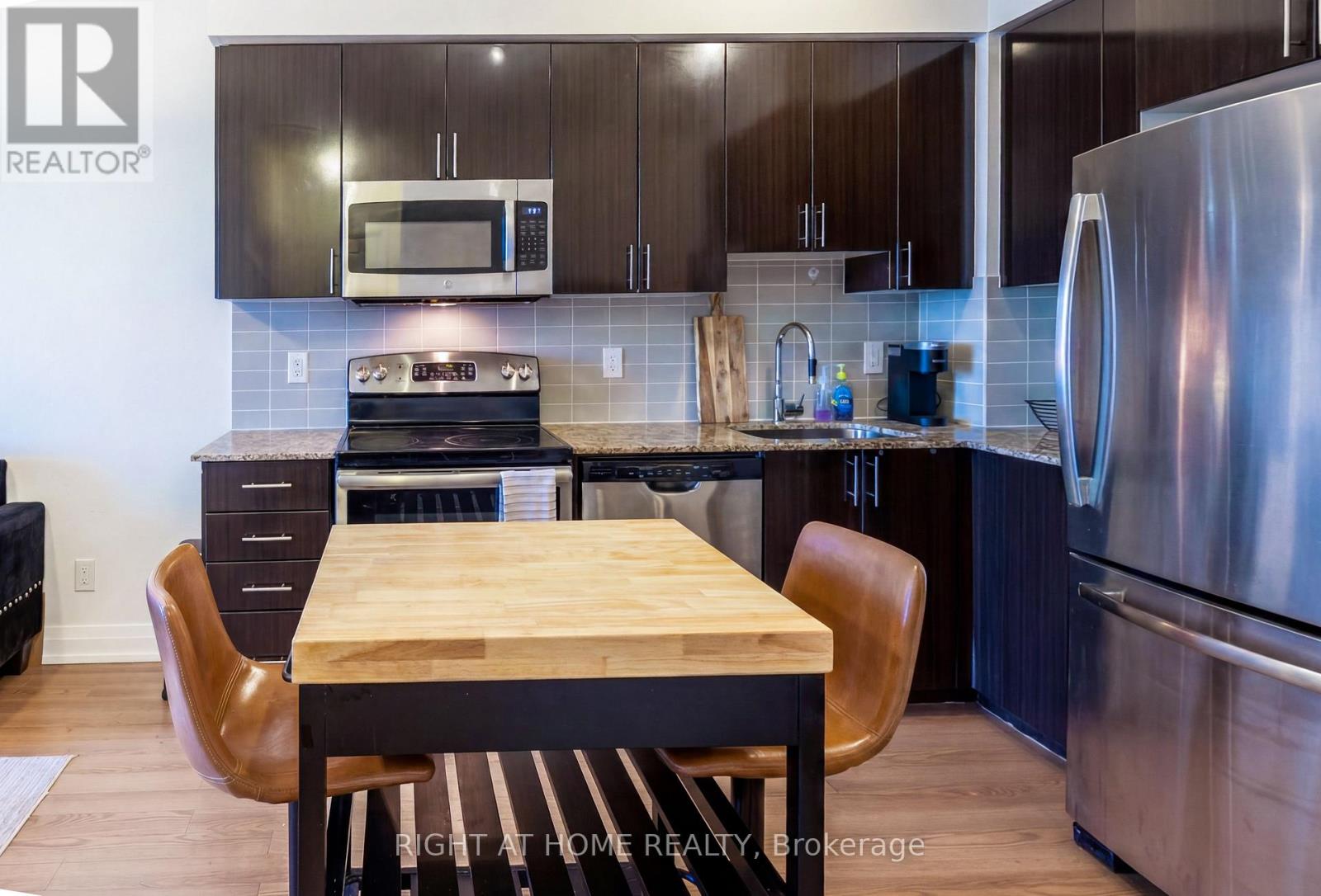 815 - 7167 Yonge Street, Markham, Ontario  L3T 0C9 - Photo 7 - N13823874