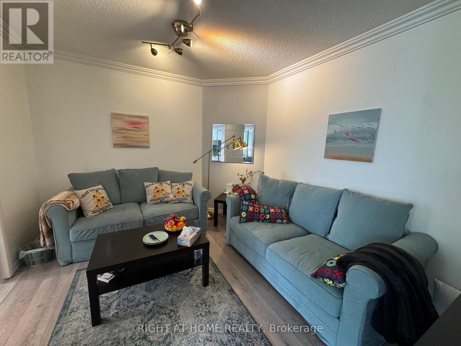 210 - 7250 Yonge Street, Vaughan, Ontario  L4J 7X1 - Photo 13 - N13823886