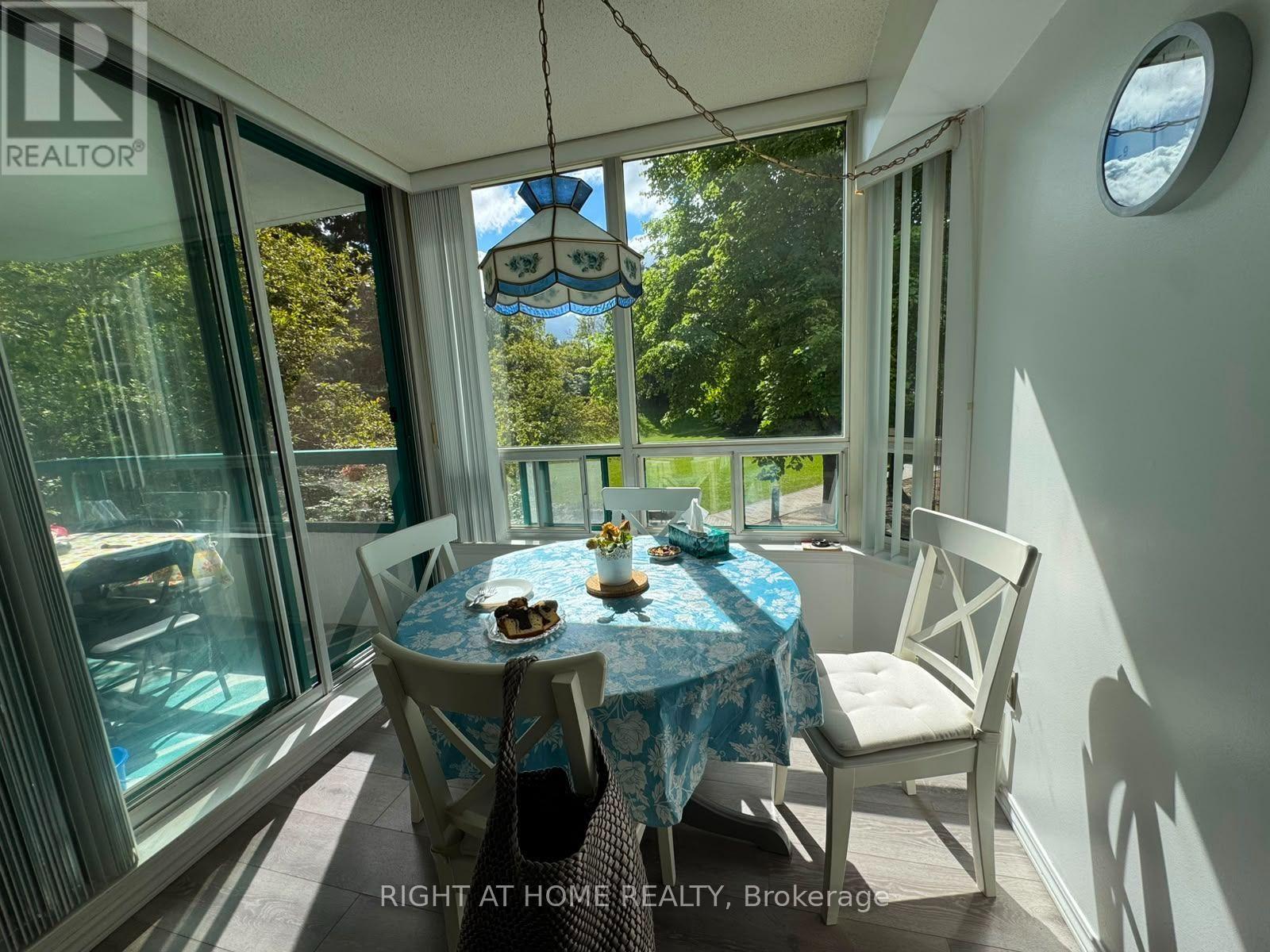210 - 7250 Yonge Street, Vaughan, Ontario  L4J 7X1 - Photo 18 - N13823886