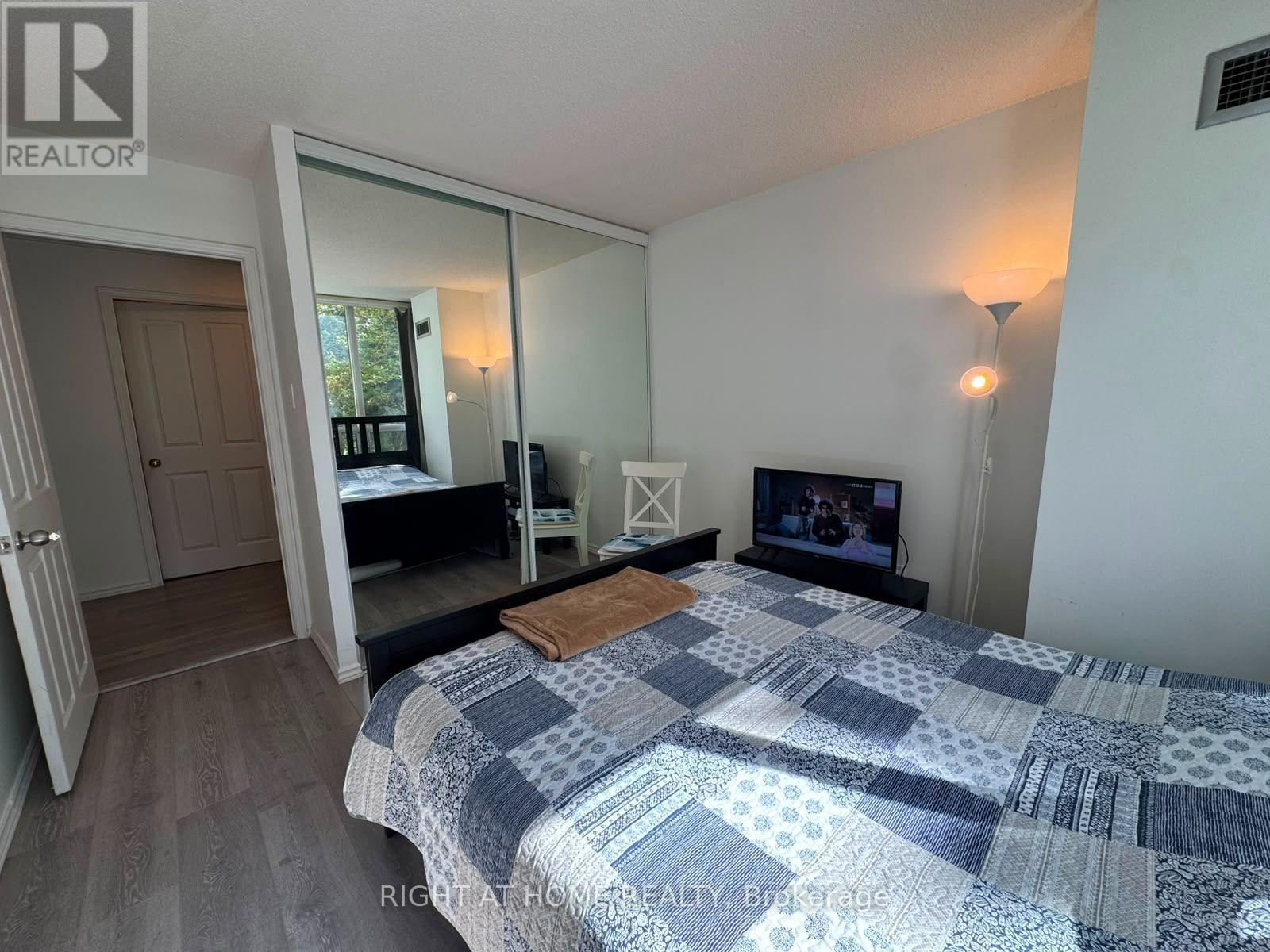210 - 7250 Yonge Street, Vaughan, Ontario  L4J 7X1 - Photo 23 - N13823886