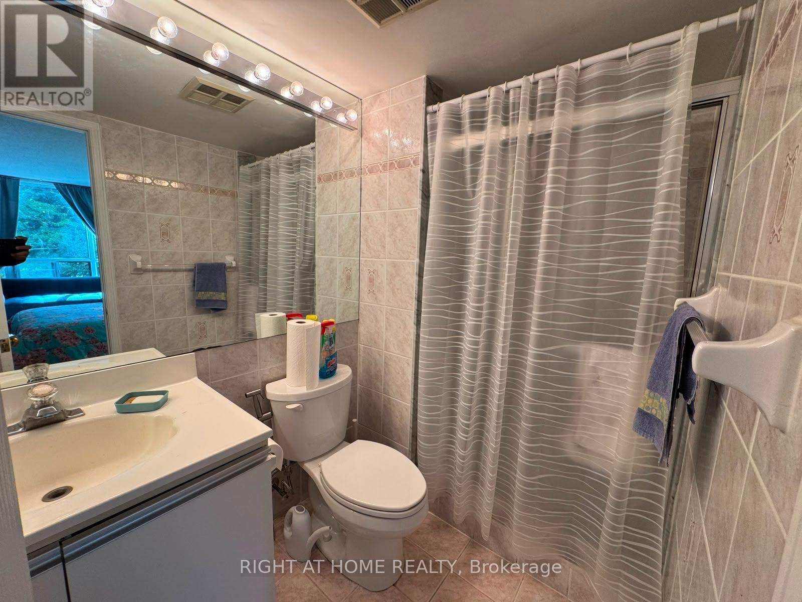 210 - 7250 Yonge Street, Vaughan, Ontario  L4J 7X1 - Photo 30 - N13823886