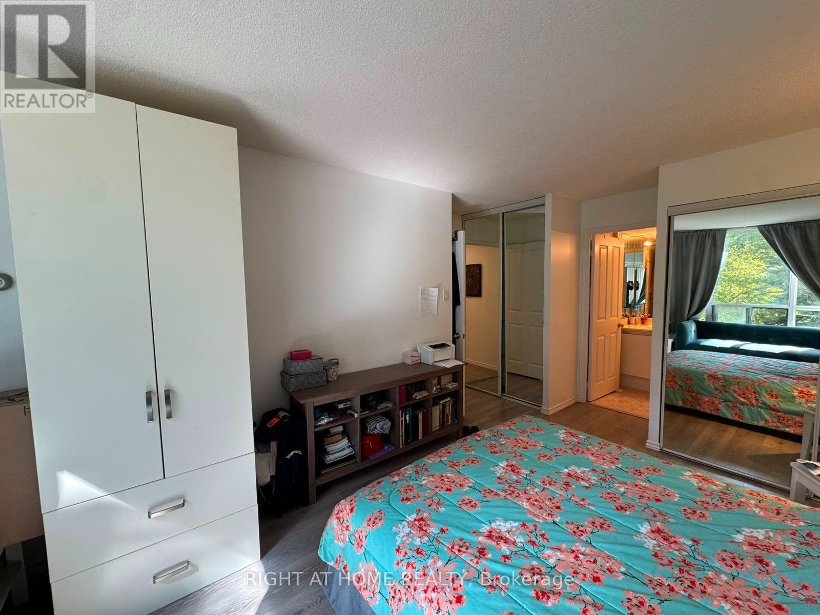 210 - 7250 Yonge Street, Vaughan, Ontario  L4J 7X1 - Photo 32 - N13823886