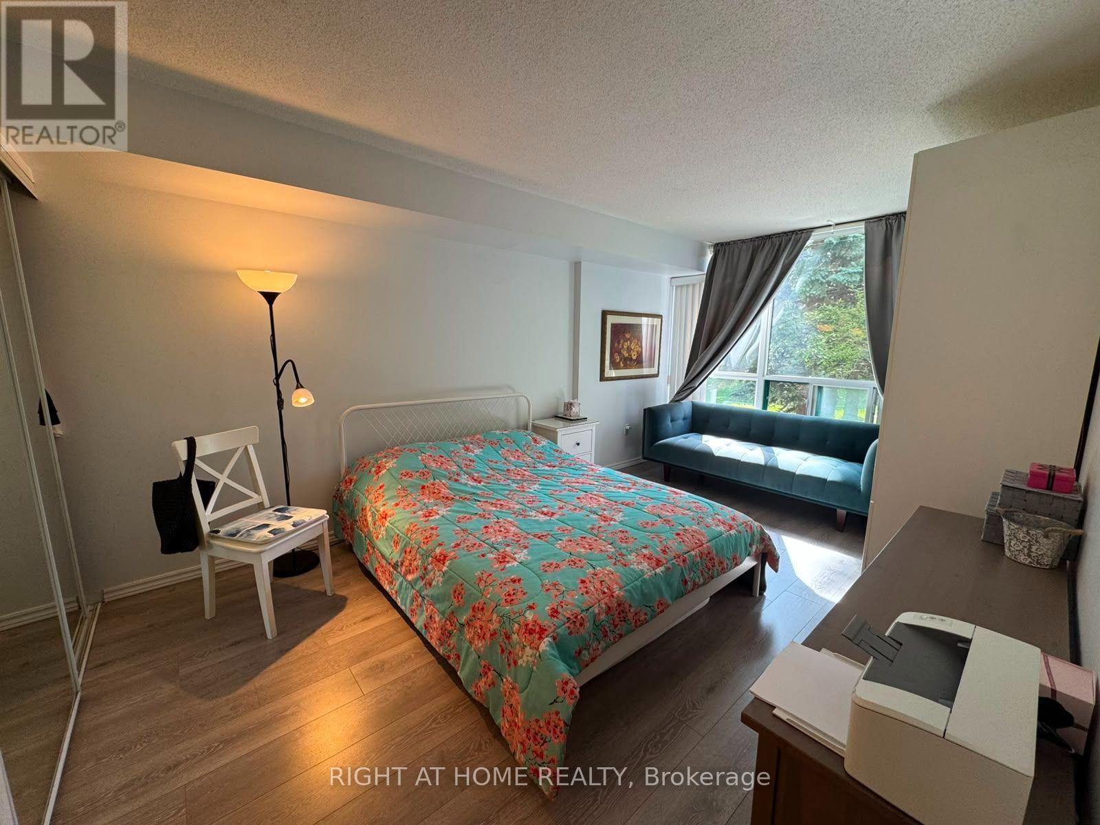 210 - 7250 Yonge Street, Vaughan, Ontario  L4J 7X1 - Photo 34 - N13823886