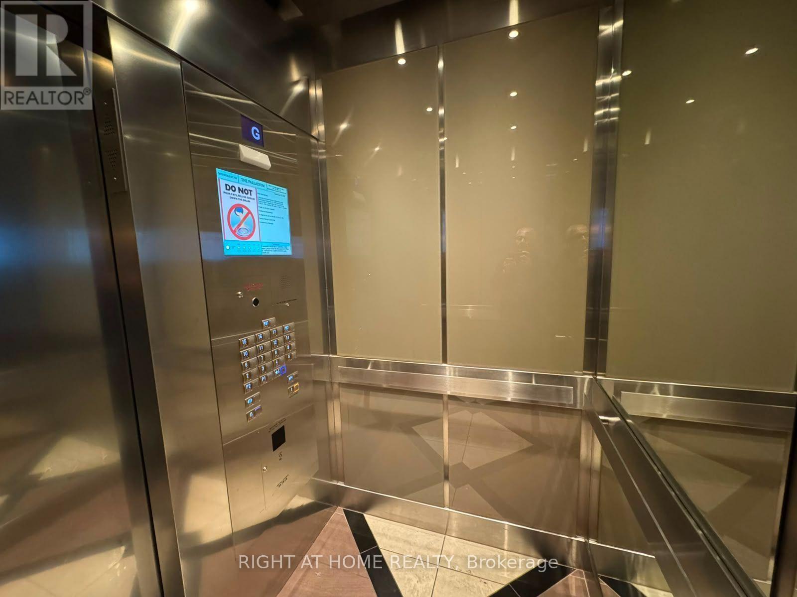 210 - 7250 Yonge Street, Vaughan, Ontario  L4J 7X1 - Photo 39 - N13823886