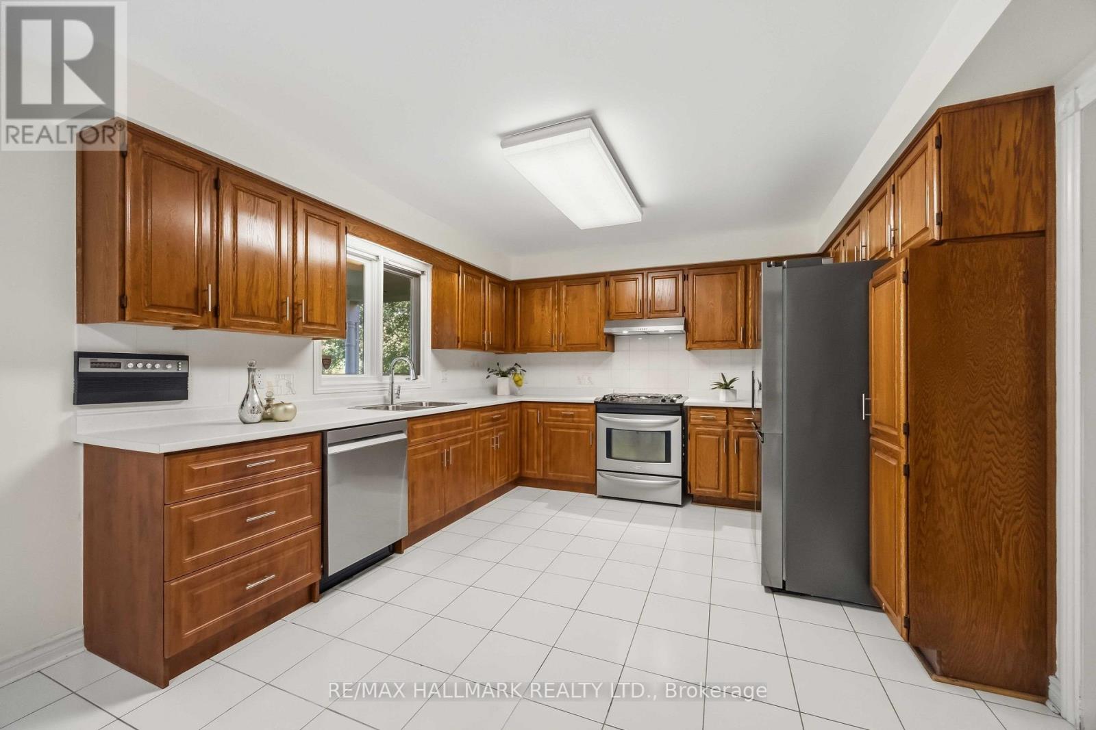 69 King's Cross Avenue, Richmond Hill, Ontario  L4B 2T2 - Photo 12 - N13823906