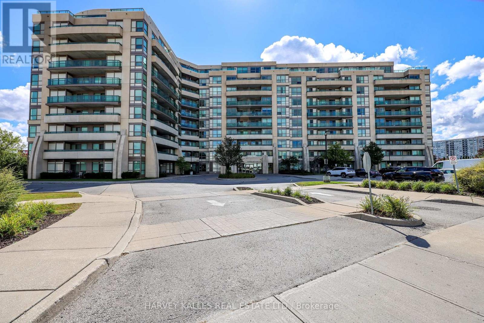 317 - 75 Norman Bethune Avenue, Richmond Hill (Beaver Creek Business Park), Ontario  L4B 0B6 - Photo 1 - N13823936