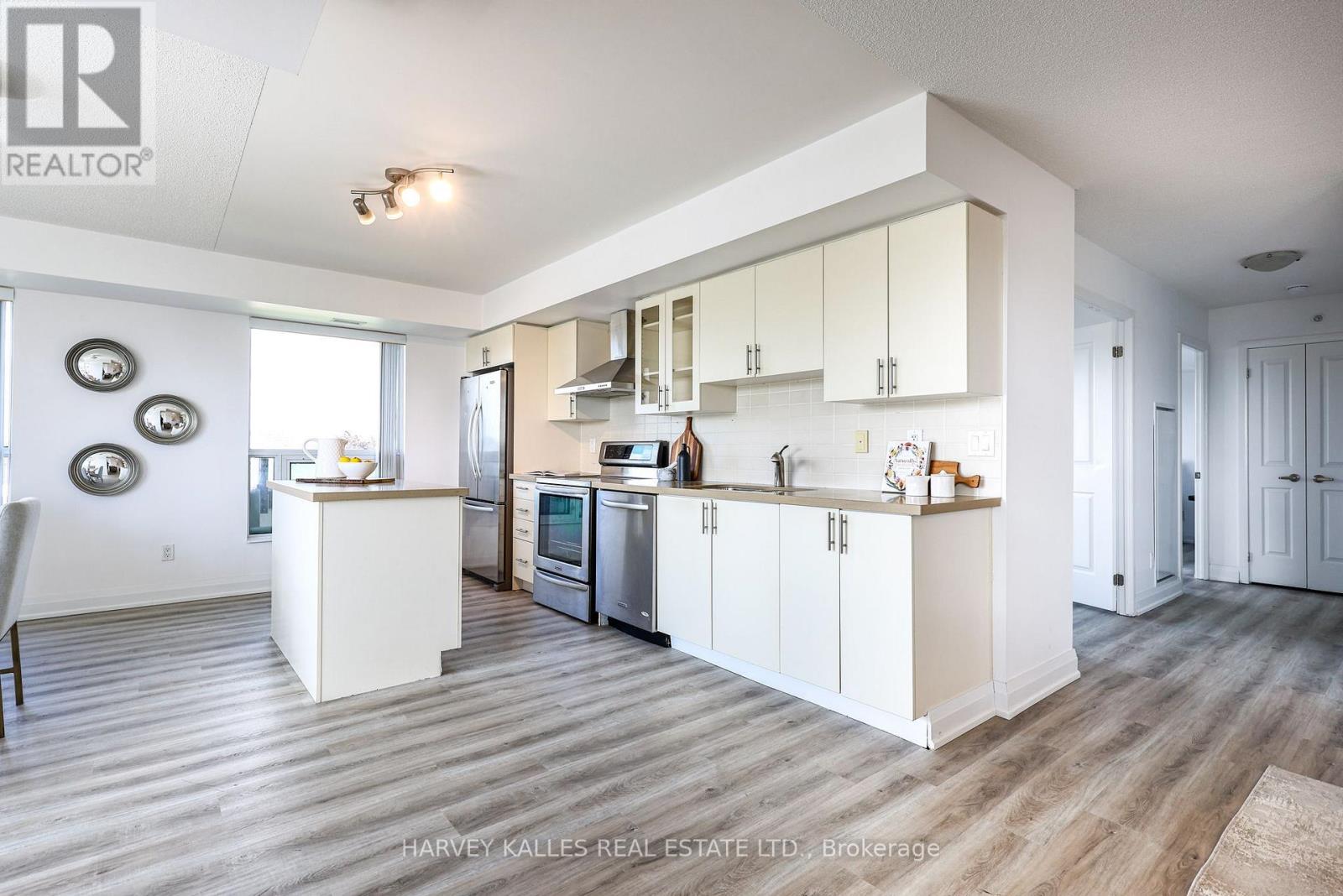 317 - 75 Norman Bethune Avenue, Richmond Hill (Beaver Creek Business Park), Ontario  L4B 0B6 - Photo 9 - N13823936