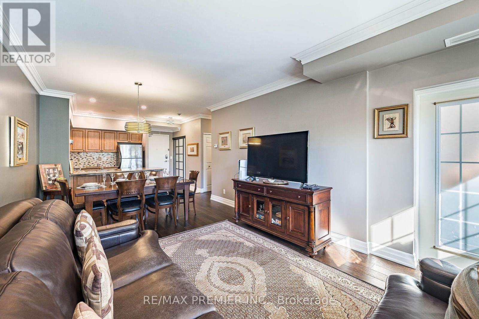 304 - 9451 Jane Street, Vaughan (Maple), Ontario  L6A 4H7 - Photo 13 - N13824008