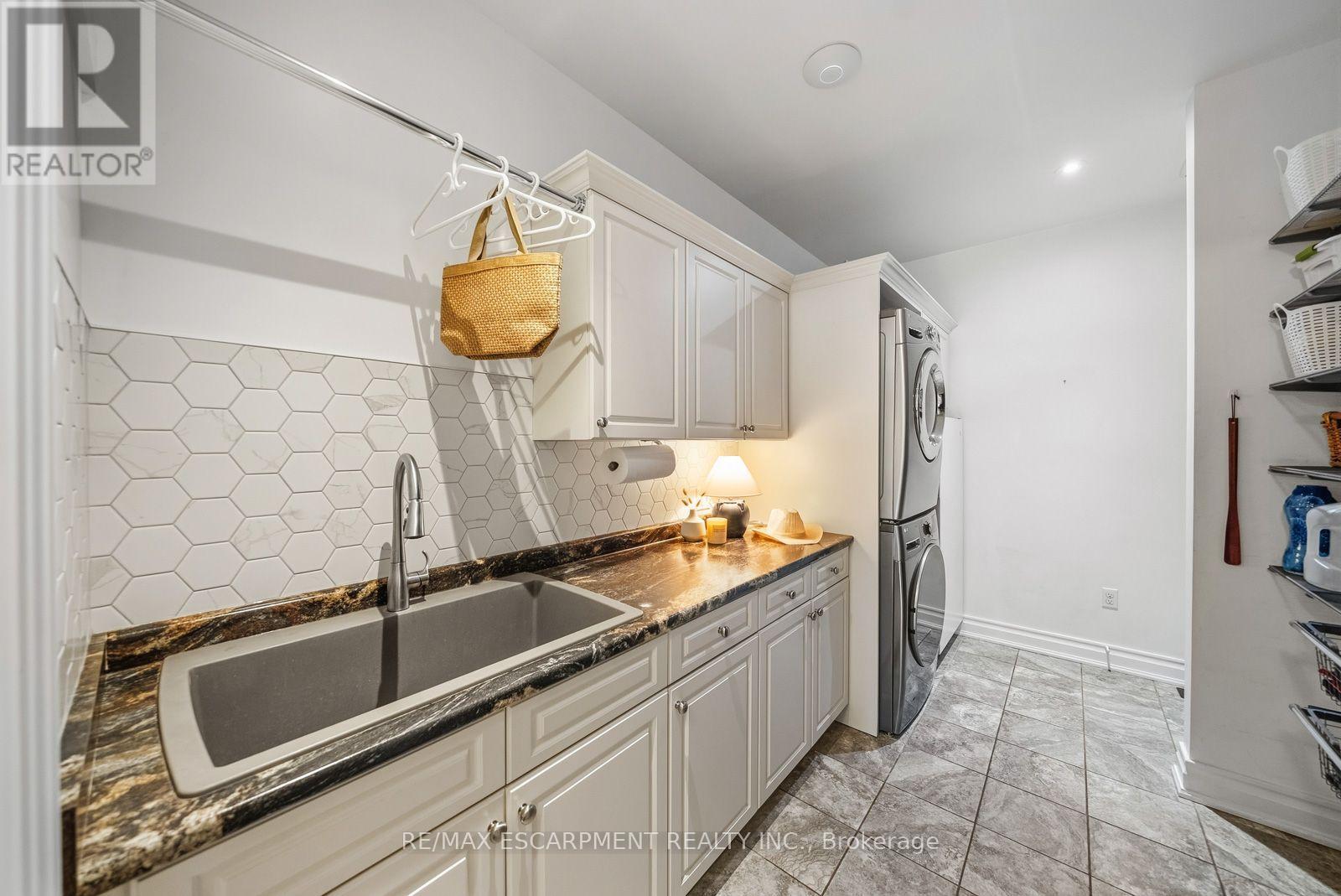 789 Sunset Road, Burlington, Ontario  L7T 3X3 - Photo 17 - W13823786