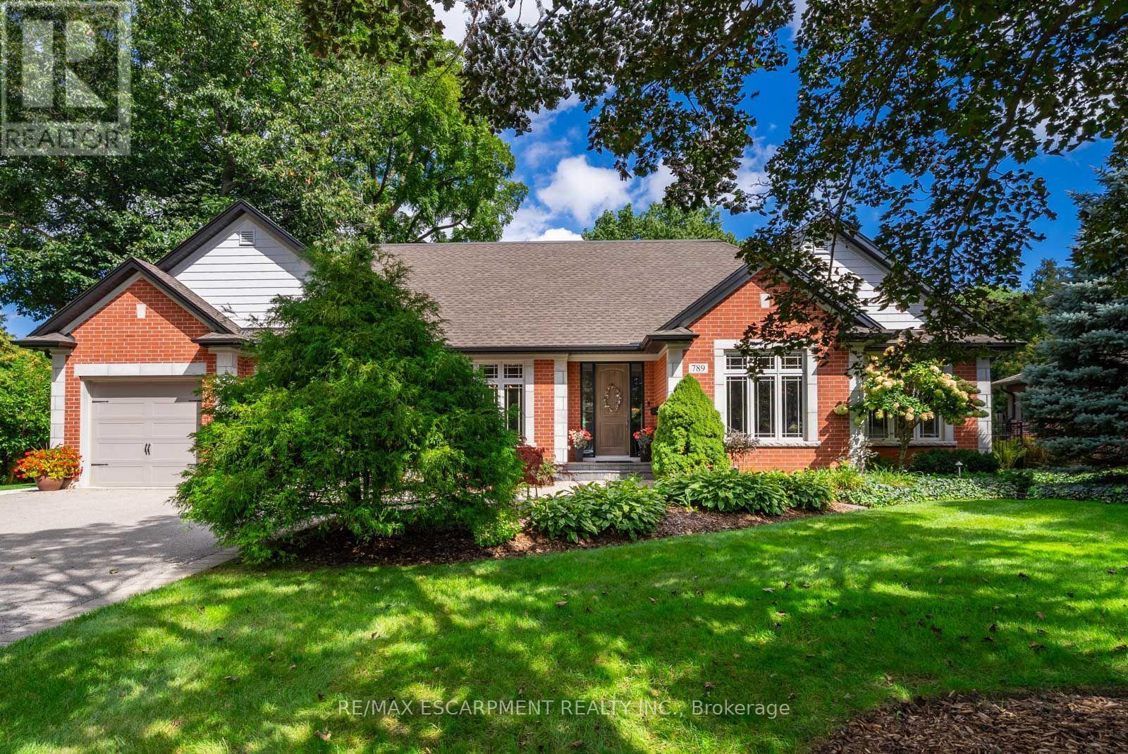 789 Sunset Road, Burlington, Ontario  L7T 3X3 - Photo 2 - W13823786