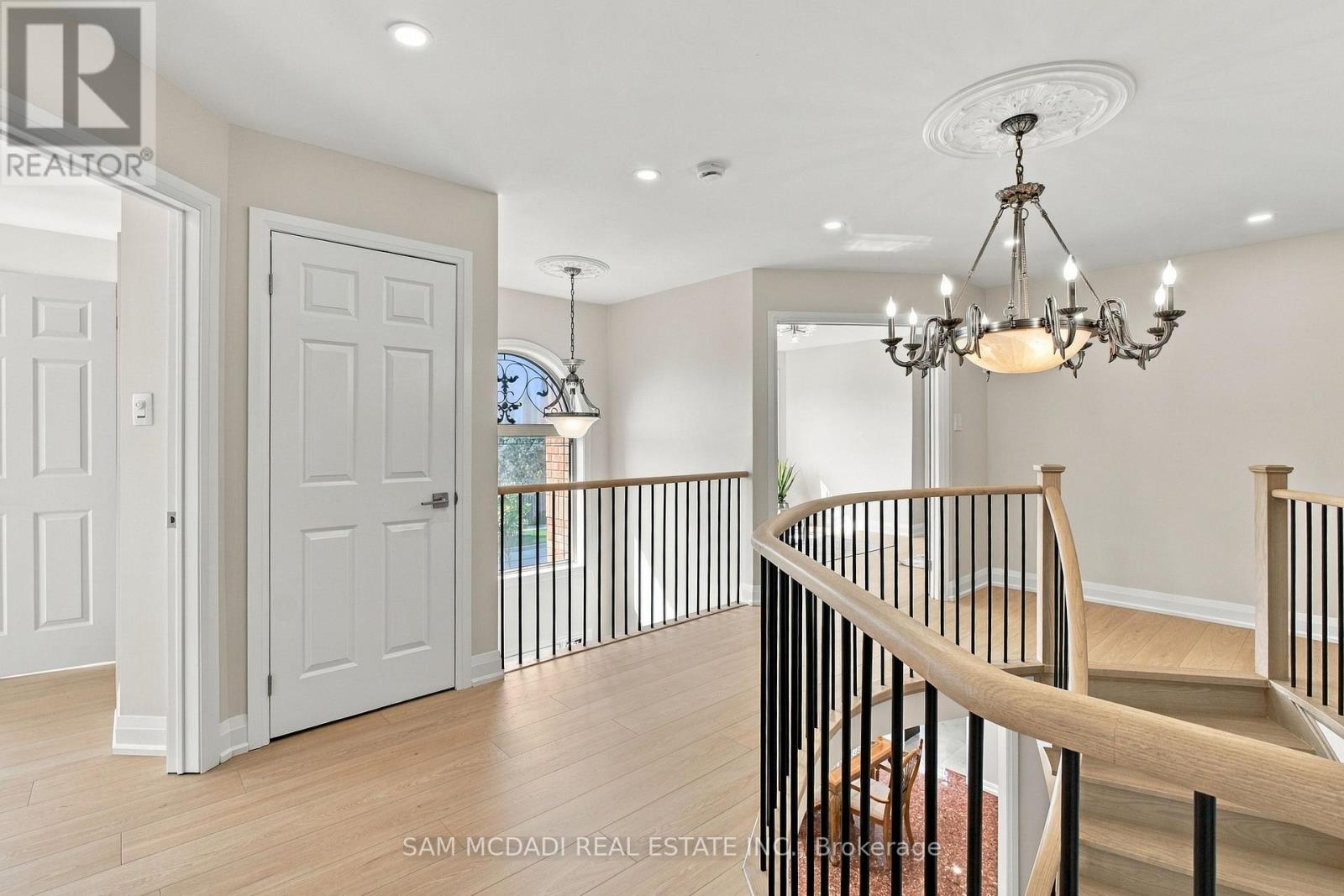 5289 Fallingbrook Drive, Mississauga, Ontario  L5V 1N8 - Photo 18 - W13823920