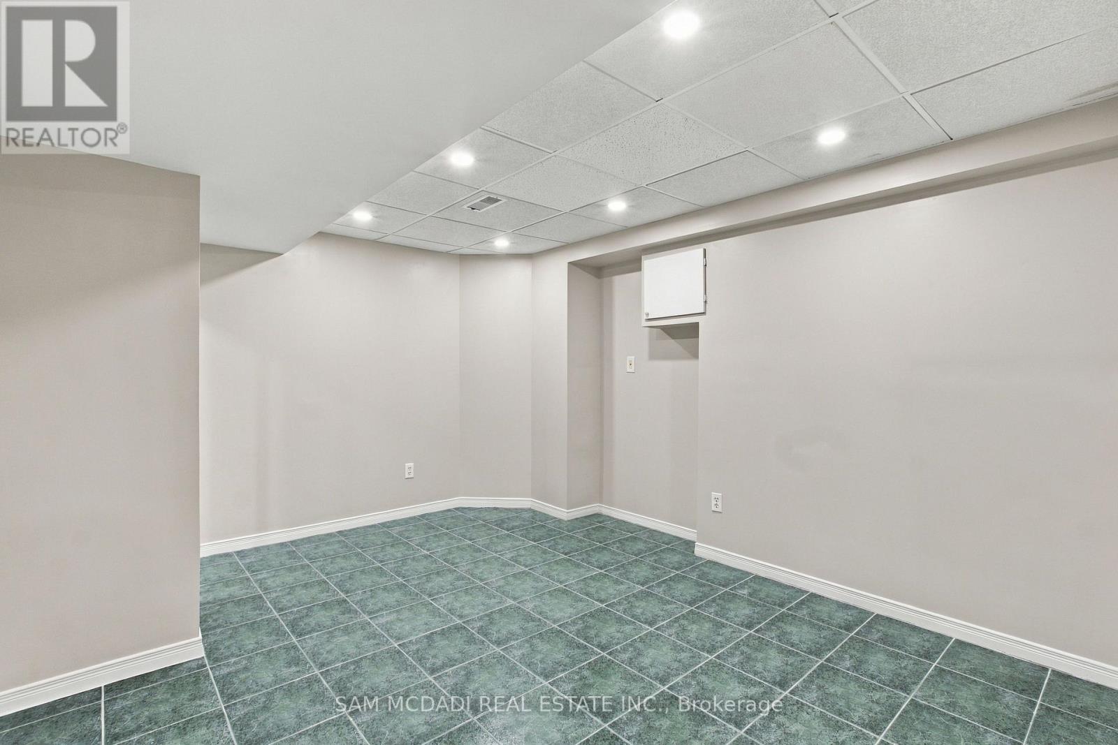 5289 Fallingbrook Drive, Mississauga, Ontario  L5V 1N8 - Photo 39 - W13823920