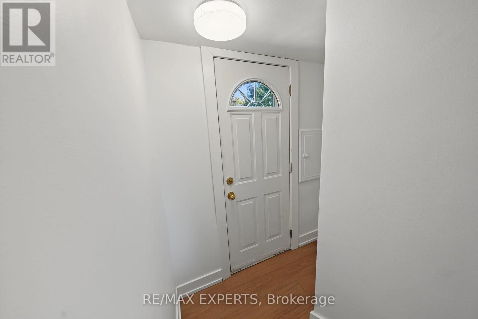 3 Greenacres Road, Toronto, Ontario  M6M 4A6 - Photo 23 - W13824032