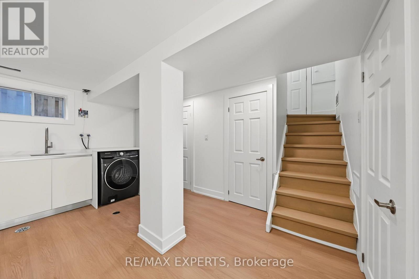3 Greenacres Road, Toronto, Ontario  M6M 4A6 - Photo 24 - W13824032