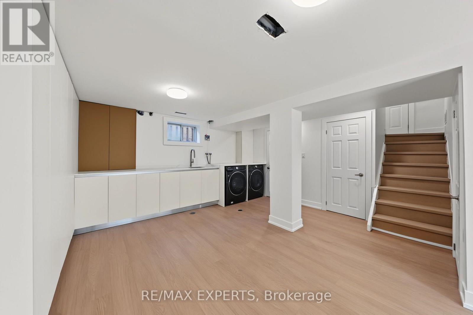3 Greenacres Road, Toronto, Ontario  M6M 4A6 - Photo 25 - W13824032