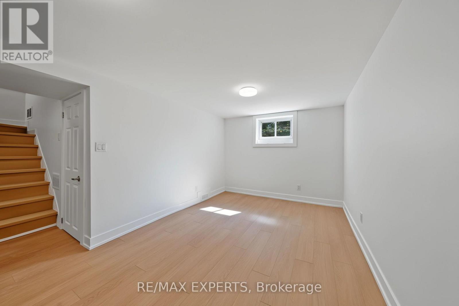 3 Greenacres Road, Toronto, Ontario  M6M 4A6 - Photo 26 - W13824032