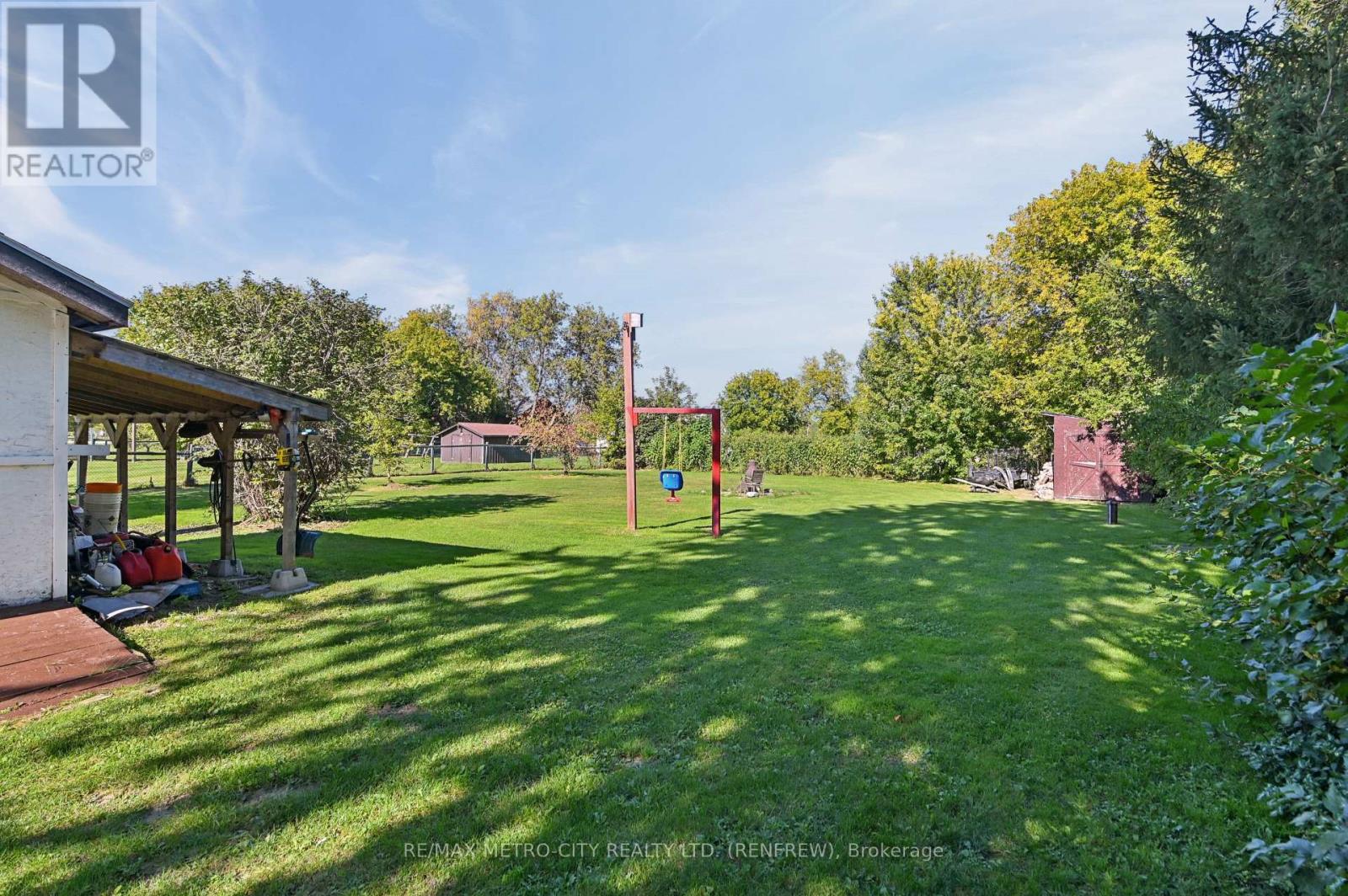 2328 Kerr Line, Whitewater Region, Ontario  K0J 1V0 - Photo 26 - X13823932