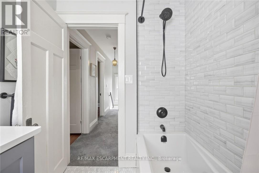 228 Sherman Avenue S, Hamilton, Ontario  L8M 2R3 - Photo 31 - X13823788