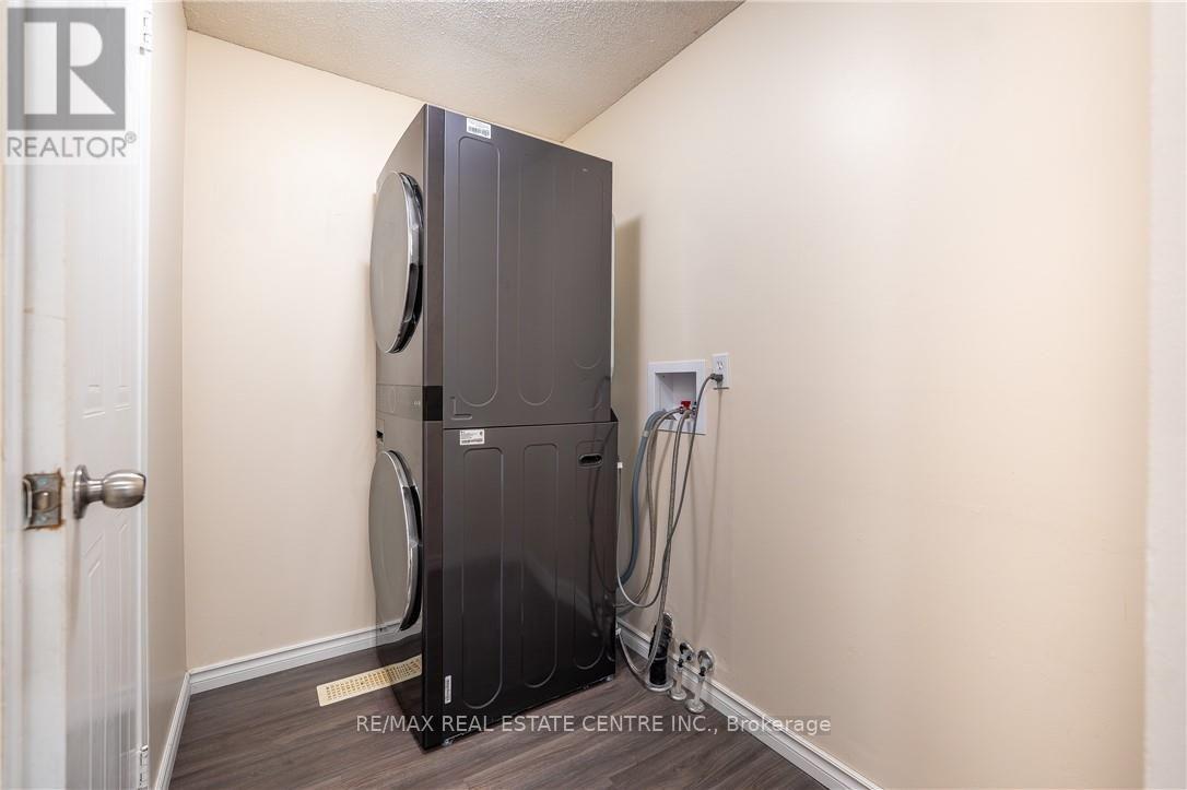 34 Camrose Court, Kitchener, Ontario  N2M 5J5 - Photo 15 - X13823840